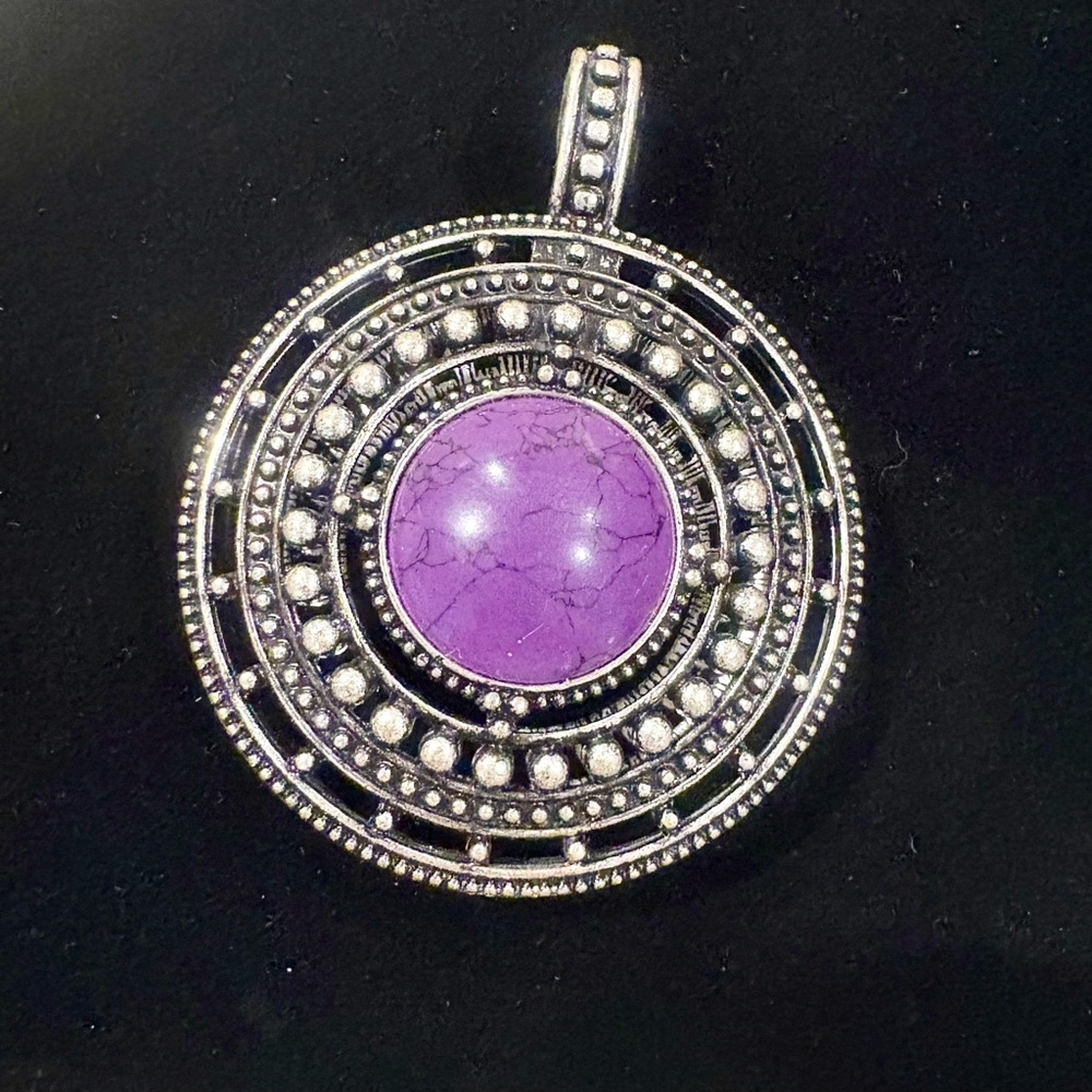 Vintage Premier Designs Byzantine Reversible Pendant